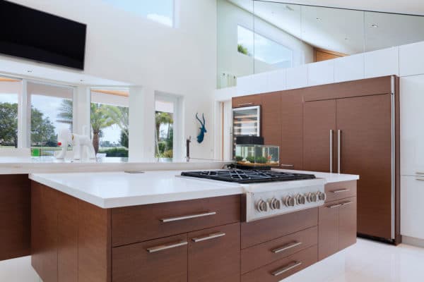 Two Toned Modern Kitchen Cabinets